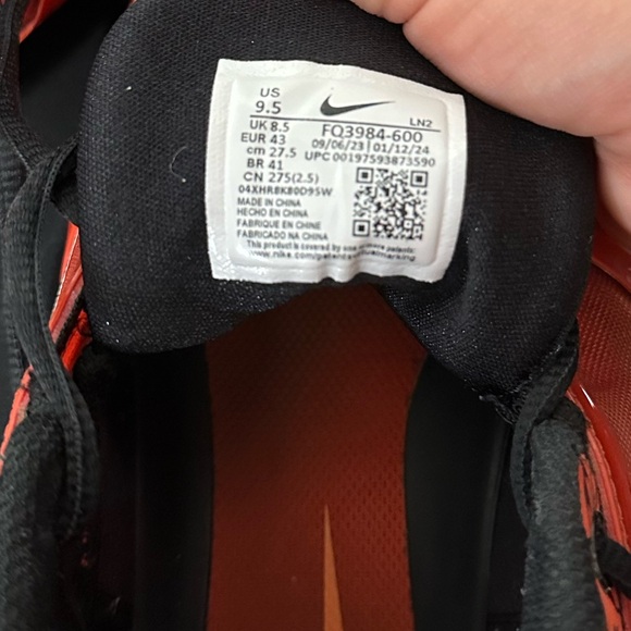 Nike Men's Alpha Menace 4 SE Pro‎ Football Cleats - Picture 7 of 9